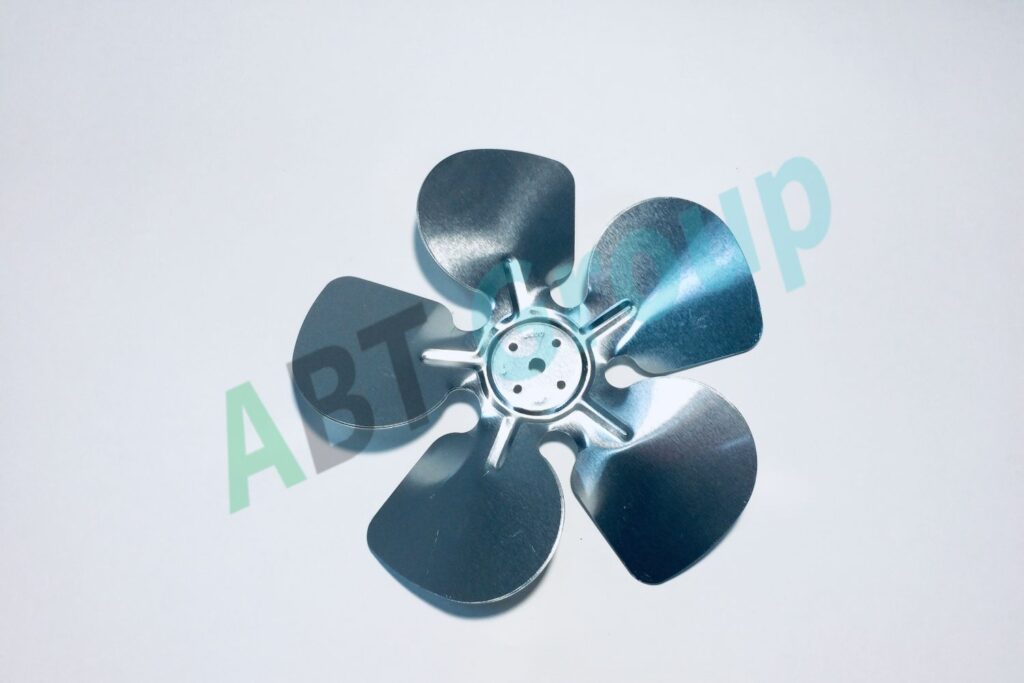 Фото 59 — — Уплотнители для промышленных холодильников